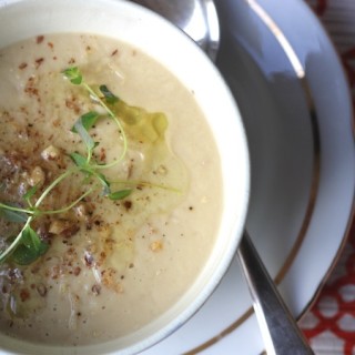 Roasted cauliflower and garlic soup with an almond and parmesan crumble on feedinboys.co.uk