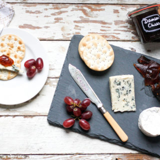 Edible gifting: How to make Damson Cheese on feedingboys.co.uk